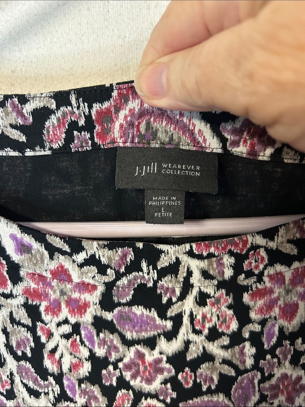 JJill Women's Black Floral Paisley Scoop Neck Top - Size L Pink & Purple - Picture 3 of 10